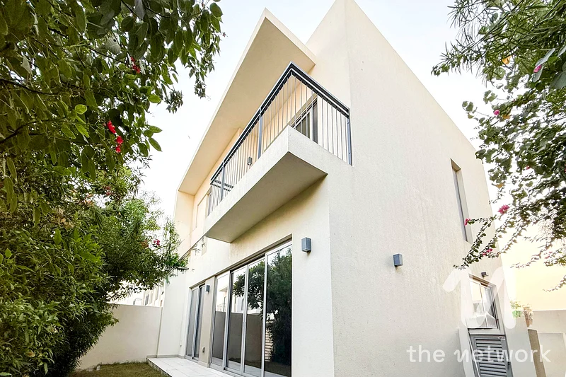 Available September | Internal Location |Camelia 163727121297153110