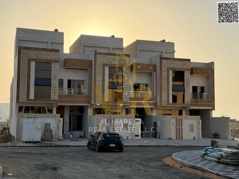 فيلا فاخرة بتصميم حديث للبيع مباشرة من المالك في الحيلو 2. عش الرفاهية في فيلا ساحرة. السعر يشمل التسجيل و63909116654209111