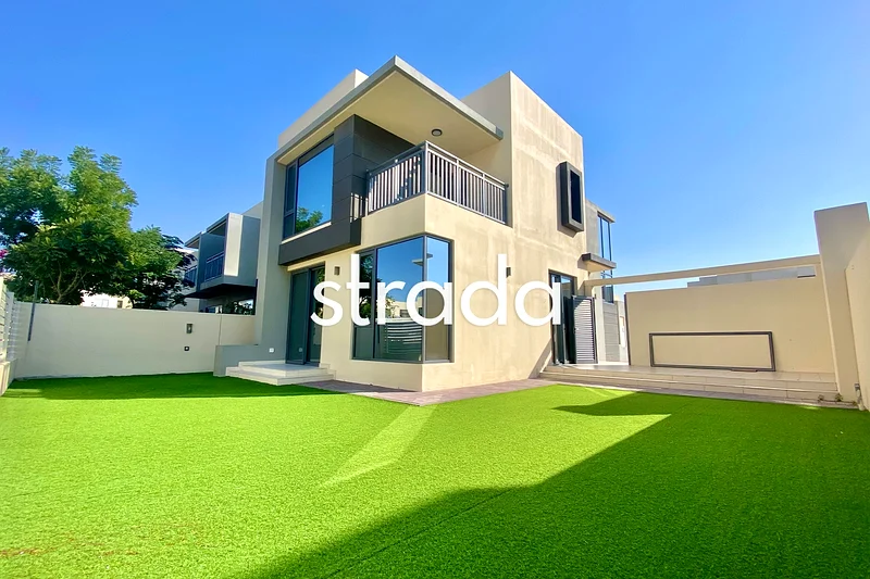 Exclusive | Large 3600sqft Plot | Vacant64045900722819110