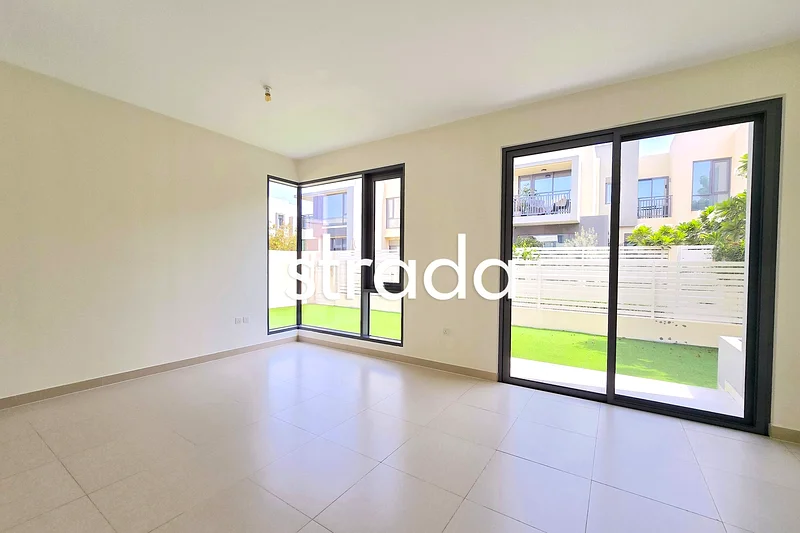 Exclusive | Large 3600sqft Plot | Vacant64045900722819112