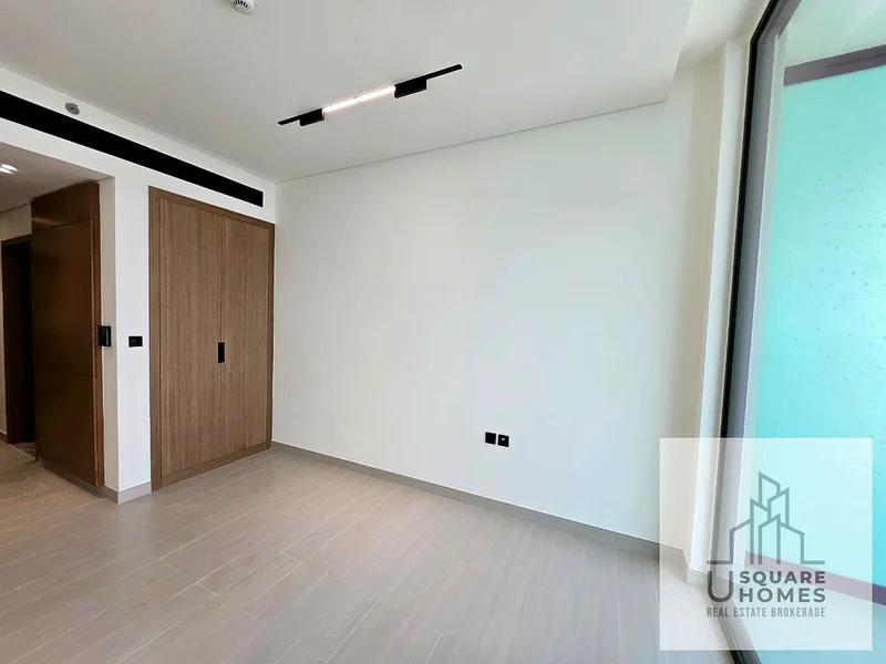 منتصف الطابق | جديد بالكامل | شرفة63785066912898113