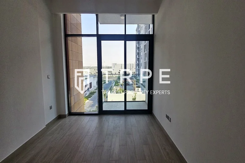 Pool View | Prime Location | Ready to move in63976127764610110