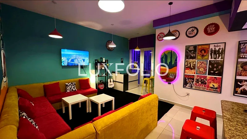 SEA VIEW | HIGH FLOOR | 9.5% NET ROI64038055694338114
