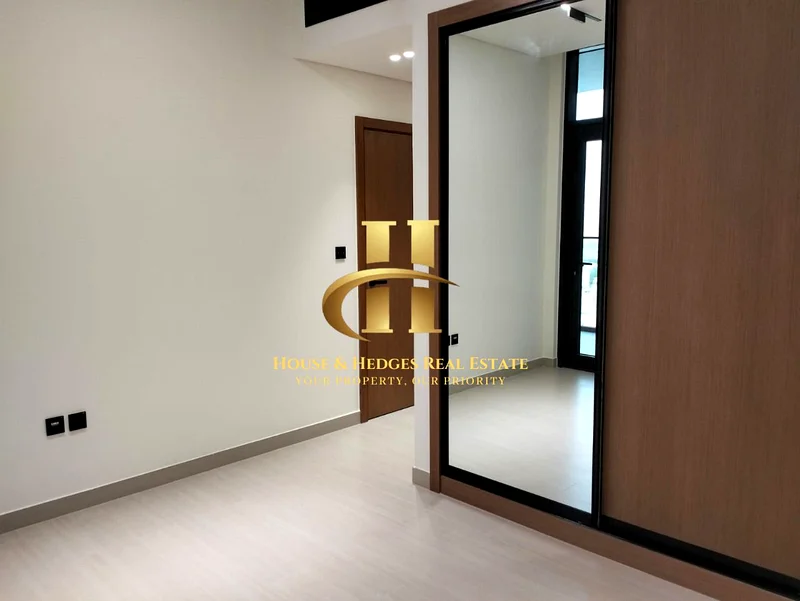 Modern 1BR | Vacant | Smart Features63784938602755113