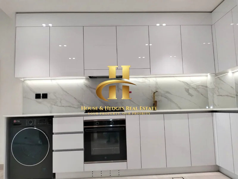 Modern 1BR | Vacant | Smart Features63784938602755112