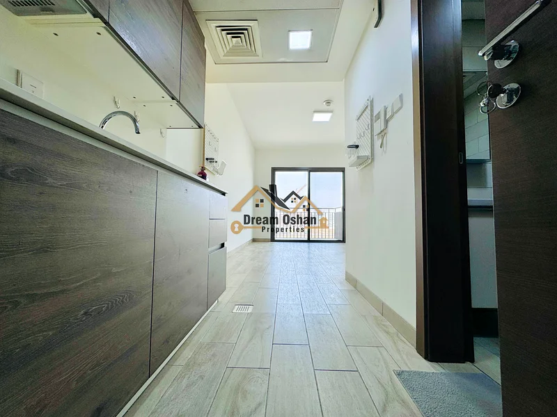 VERY SPACIOUS / READY TO MOVE / CHILLER FREE / BOOK NOW63742282535553112