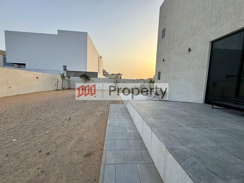 MODERN DESIGN | GREAT LOCATION | READY TO MOVE63725079739778114