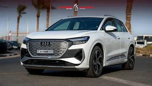 2025 | AUDI E-TRON Q4 TOP VERSION E/V