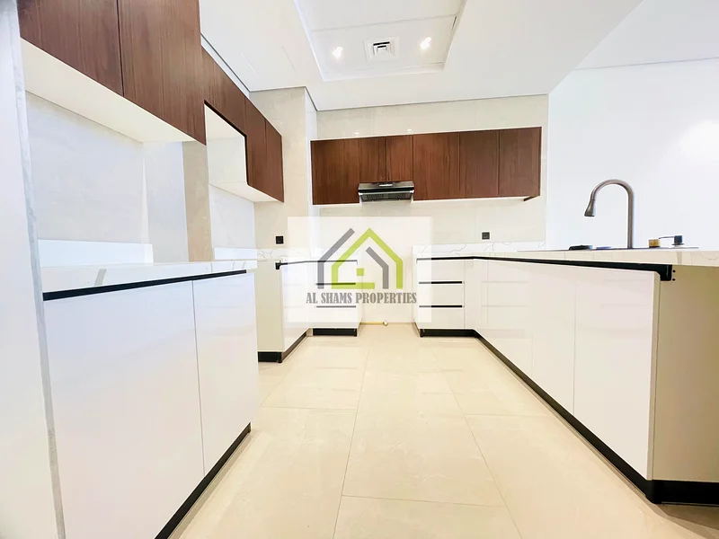 BRAND NEW 3BR + MIADS | LAUNDRY ROOM |READY TO MOVE | PRIME LOCATION63780578772609112