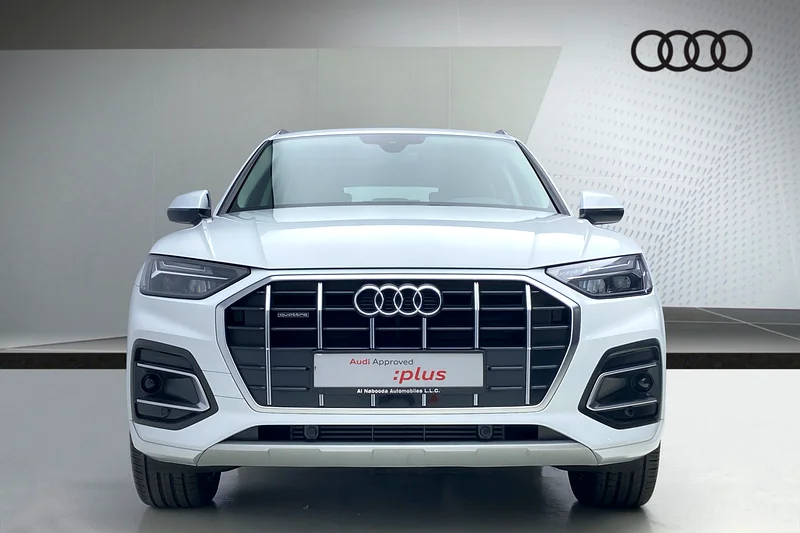 Audi Q5 45TFSI Progress | Warranty | Service | Free Registration63699036931330113