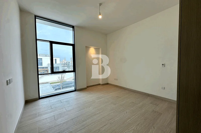 Upgraded | Landscaped | Single Row | Type A63763279840003113
