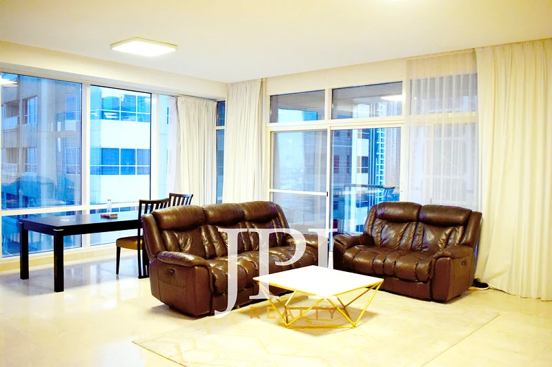 Great view | Spacious | Vacant63749062311938110