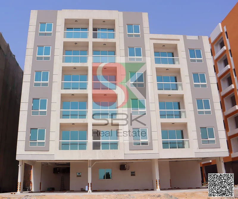 شقة جديدة من غرفتين وصالة في الجرف-3 العجمان63714078989698110