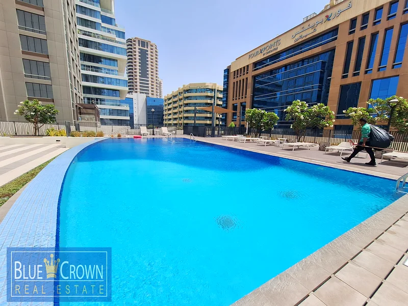 SPACIOUS 2 BR / HUGE BALCONY / SUNNY WINDOW63767557419779111