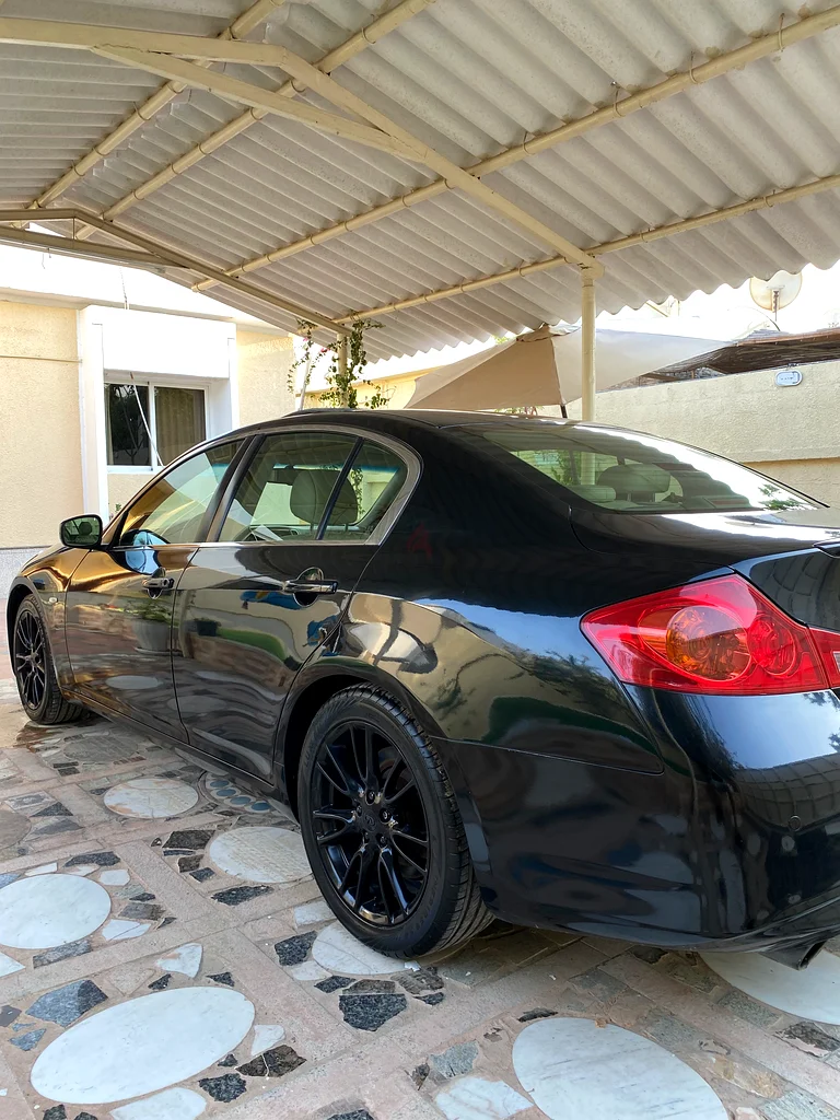 Infinity G37s 2013 GCC in very good condition63699029664771113