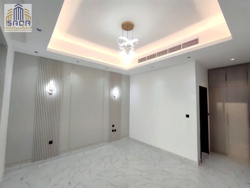 Stone-fronted villa, 6 rooms, freehold, including air conditioning and fees, without service fees63913781955586114
