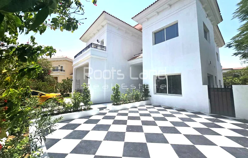Custom Built | Corner Villa| Private Pool63917144863106112