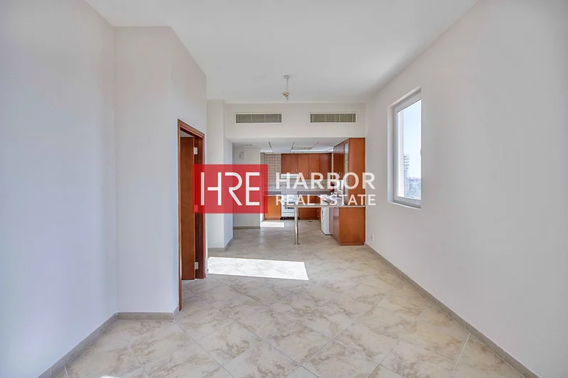 مذهل للعيش | واسع | موقع متميز63981896576387113