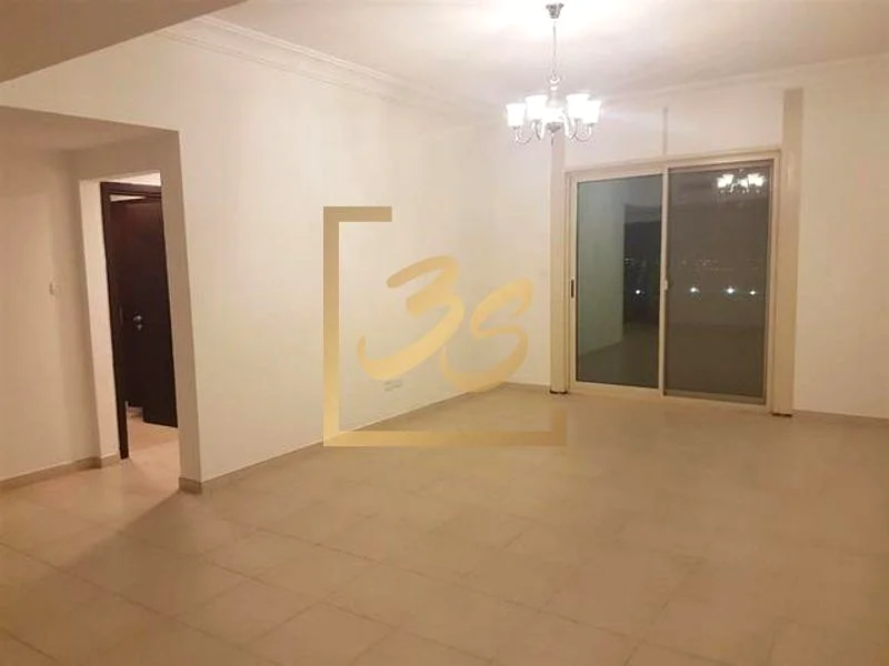 غرفة نوم 02 بدون شرفة | غرفة خادمة | إطلالة على البحيرة63749062057474114