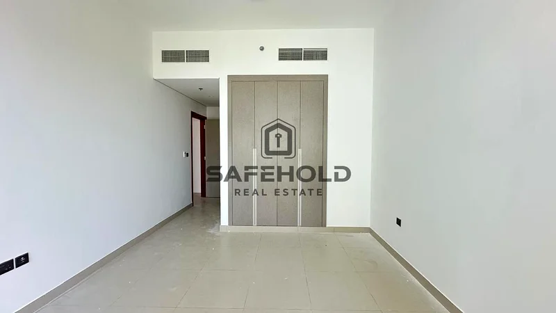1 Reserved parking space | community views | Premium Amenities63766559966081114