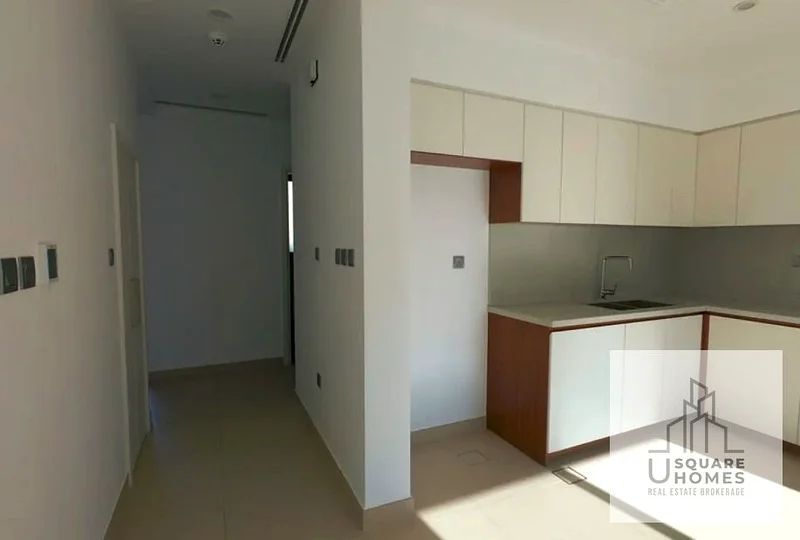 Single Row| Vacant  | Well Maintained63727121423491111