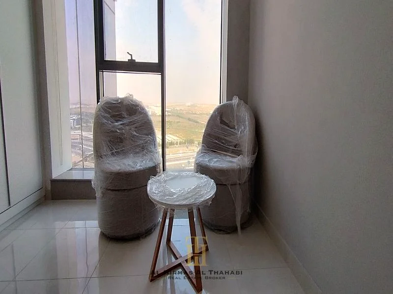 شقة بتصميم شبه مفروش - مريحة - جاهزة للانتقال63731923279746114