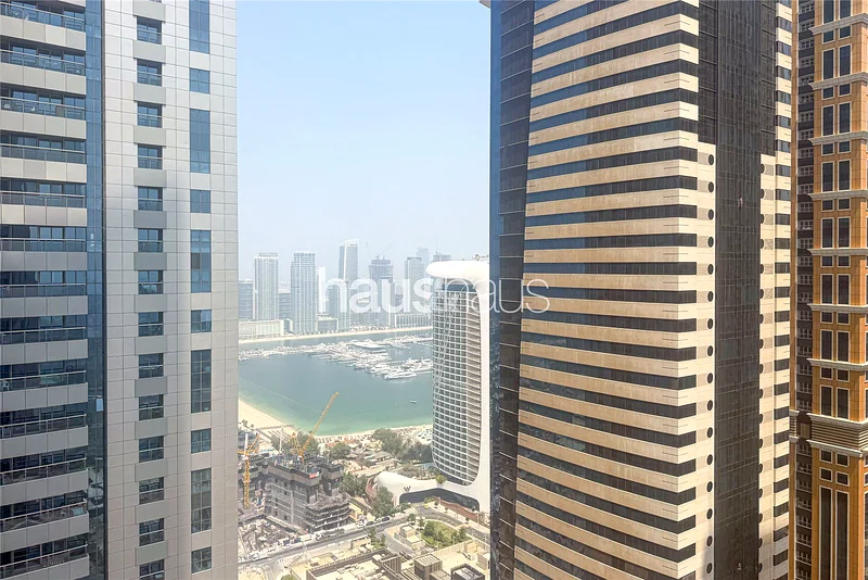 Upgraded | High Floor | Vacant | Spacious64041030946306113