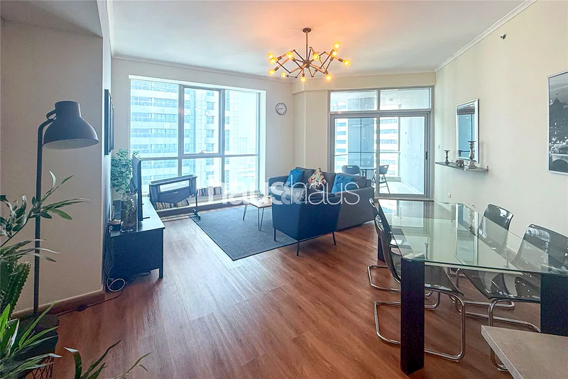 Upgraded | High Floor | Vacant | Spacious64041030946306111