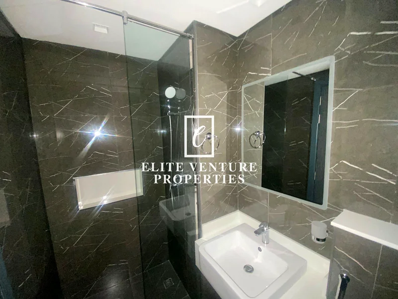 STUDIO | VACANT | PRIME LOCATION63725560276355113