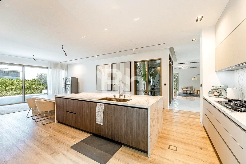 Upgraded | Salt Water Pool | Extended | 4Beds63753557845761112