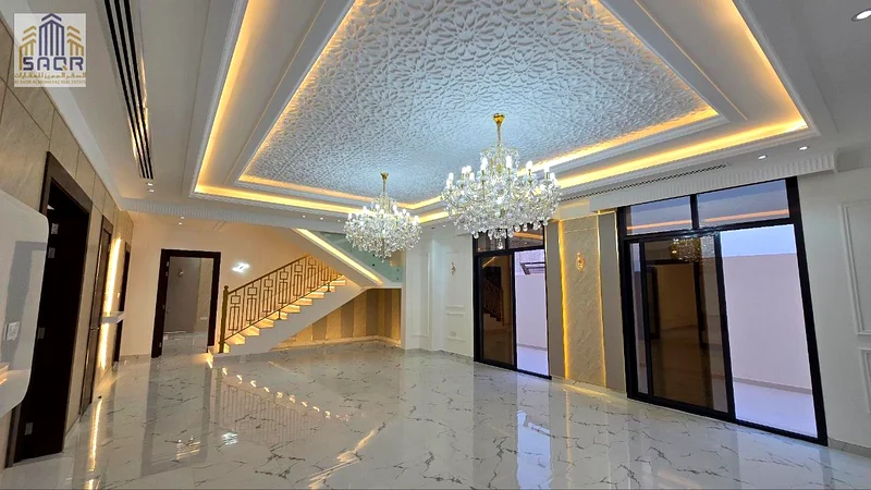 Miniature palace for sale on the corner of two streets / freehold without fees / including fees / 5 rooms63913781972611113