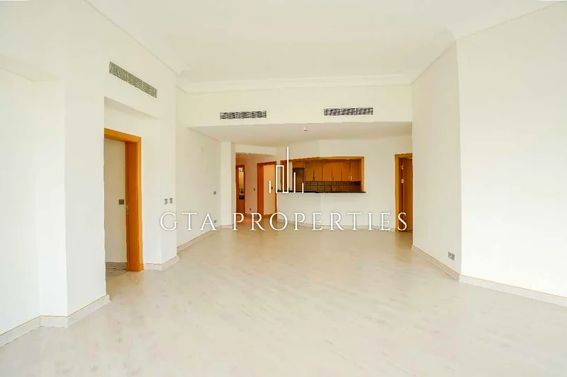Vacant | Unfurnished | Spacious | Sea +Beach Views64009662785411113