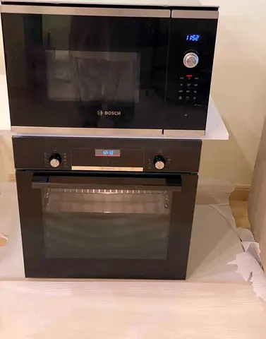 Bosch built in Oven And microwave