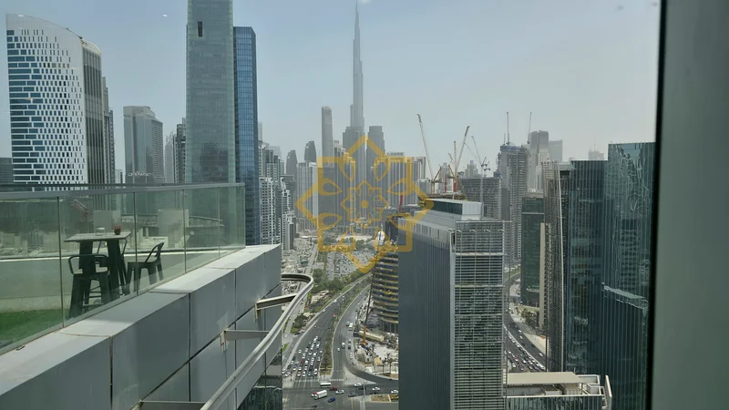 مجهز بالكامل | شرفة كبيرة | إطلالة على برج خليفة63816206871426112