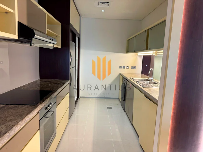 تصميم واسع I بدون أثاث I شاغر63746225021315112