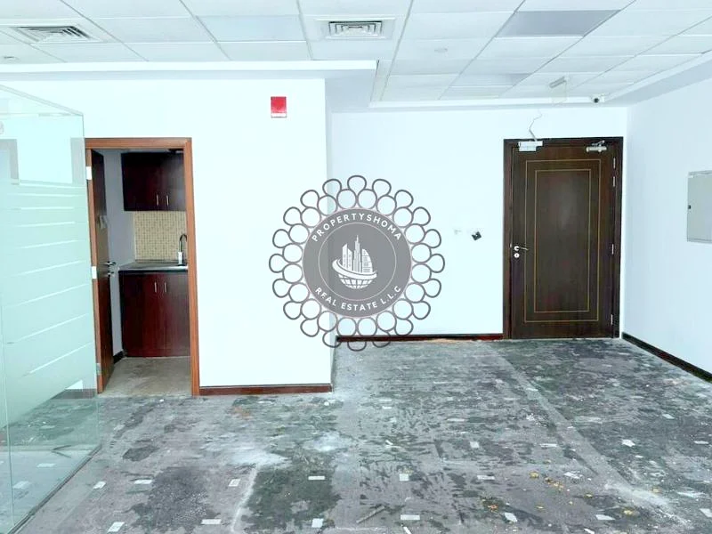 شاغرة | | مساحة مكتبية أنيقة | منظر مستقر63826858365057114