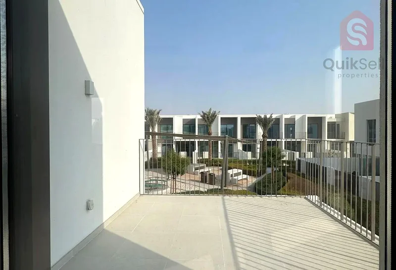 4 Bedroom+ Maid | Single Row | Park Facing63947787309057111