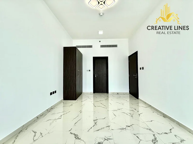 ZEERO COMMISSION /Store room/ All amenities/ Ready to move inn /63766068348161114