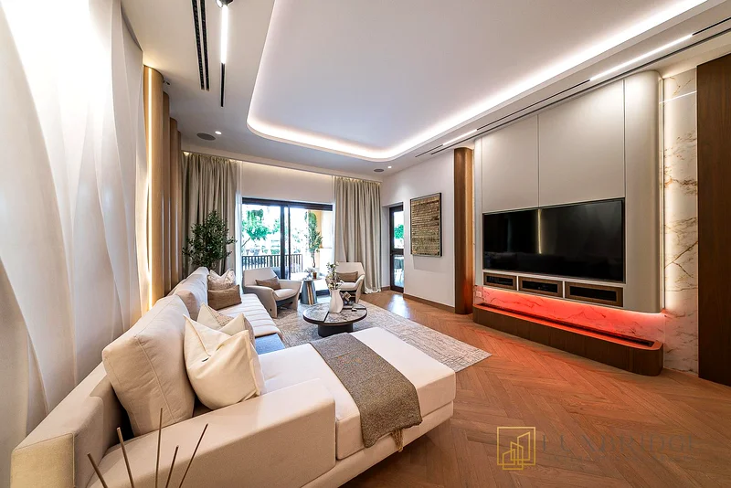 Vacant | Sea View | Prime Location64007793440899113