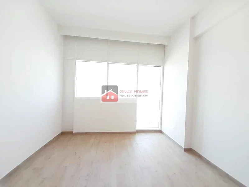 شقة واسعة ونظيفة مكونة من غرفة نوم واحدة للإيجار في جميني سبلندر63756098268161113