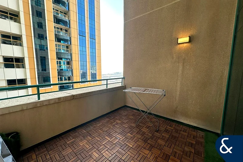 Upgraded | Sea Views | Balcony | Vacant64038059648001113