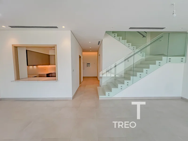 3 Bed Townhouse | Type B | Unique unit63763279703554111