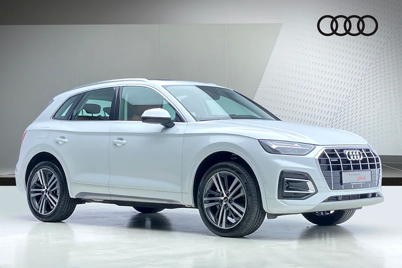 Audi Q5 45TFSI Progress | Warranty | Service | Free Registration63699036931330110