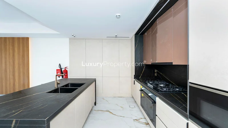 Vacant | Clubhouse Access | Modern Layout63727973702273114
