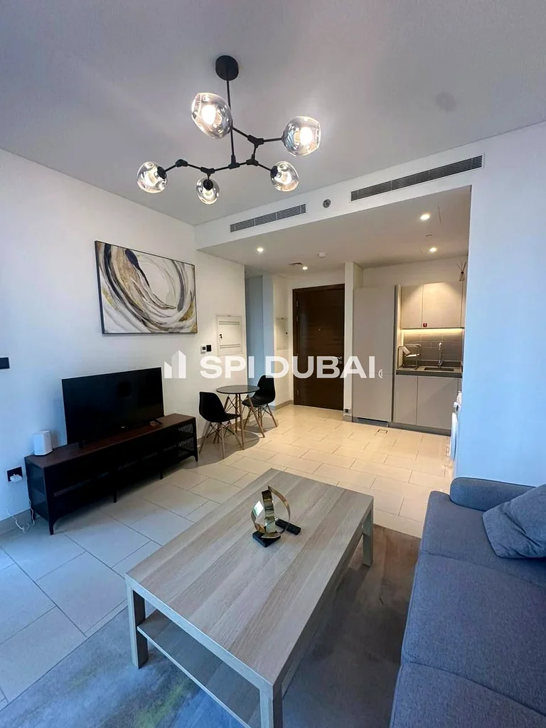 Prime Location I Middle Floor I Two Balconies with Pool View64016940354561111