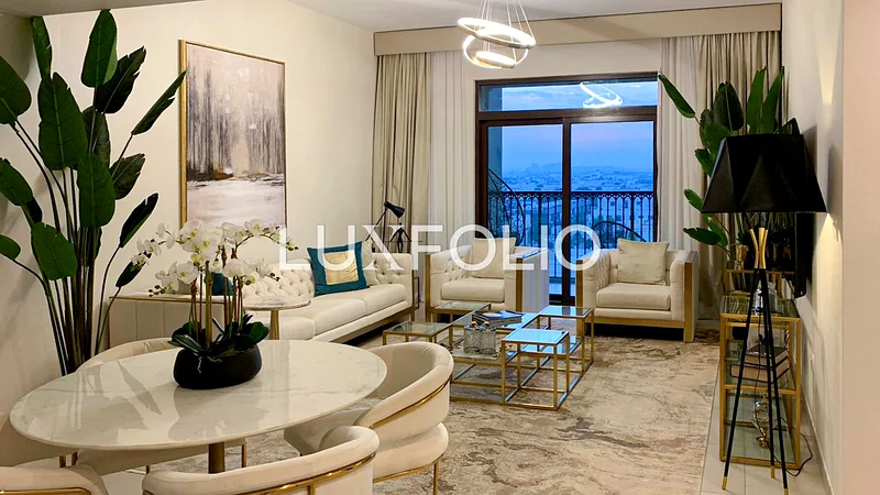 مؤثثة فاخرة | طابق عالي | شاغرة63730521789058110