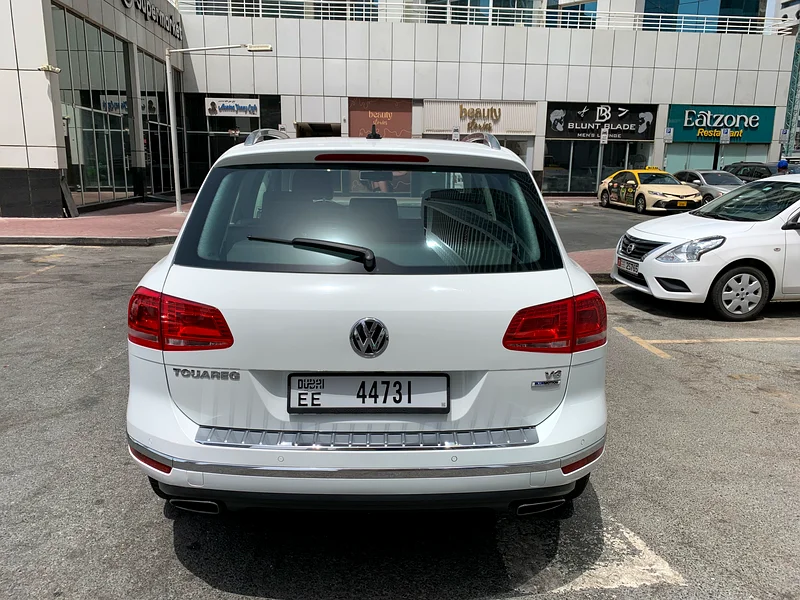Volkswagen Touareg Sport 2016. GCC Specs Agency Service History , 2 Keys63699034404994114