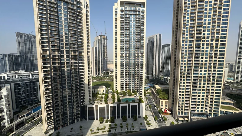 VACANT || CLOSE KITCHEN || HIGHER FLOOR WITH VIEW64027639873922111