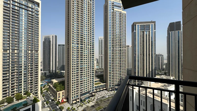 VACANT || CLOSE KITCHEN || HIGHER FLOOR WITH VIEW64027639873922110