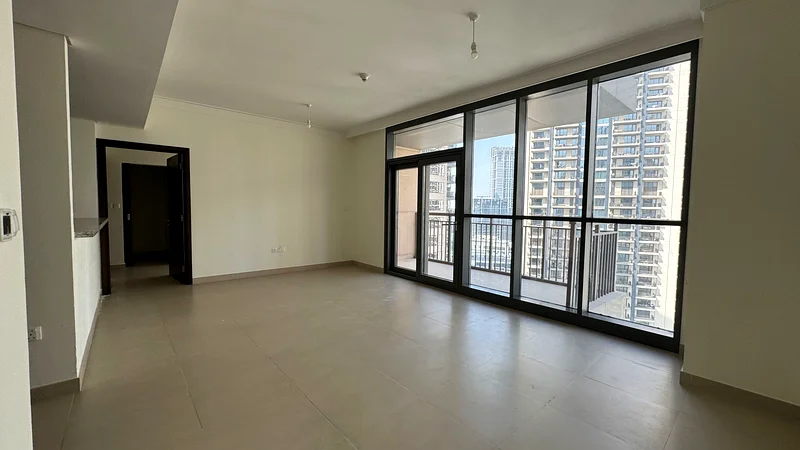 VACANT || CLOSE KITCHEN || HIGHER FLOOR WITH VIEW64027639873922114